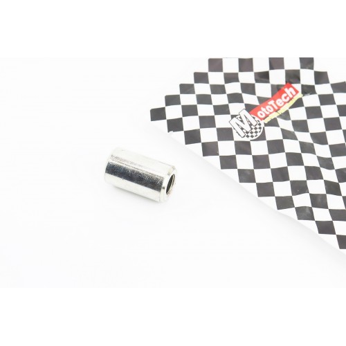 Втулка переднього колеса Honda TACT AF-24/30 (d19/10mm L32mm)