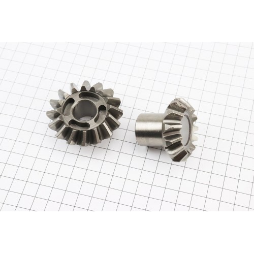 УЦЕНКА Червячная пара реверса 16Т/13Т (дефект литья зубов, см. фото)